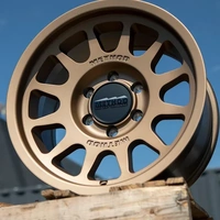 Method MR703 HD Bead Grip 18x9 +40 (8x170) Bronze - Thumbnail