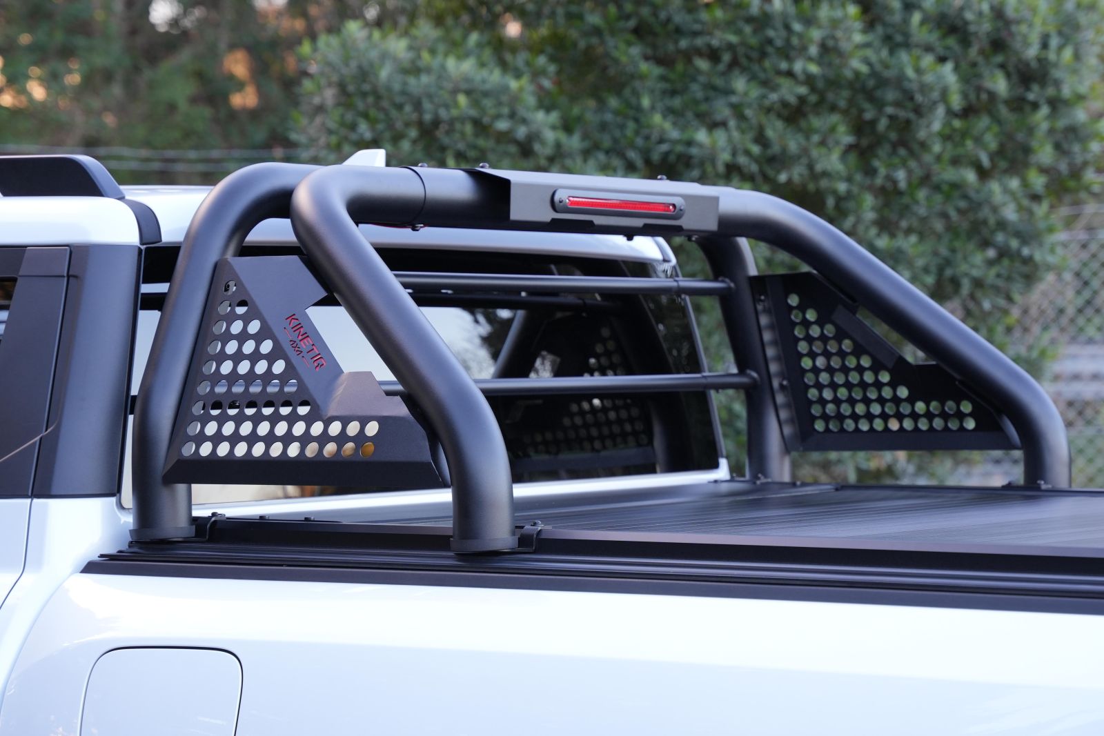 BYD Shark 6 Sports Bar