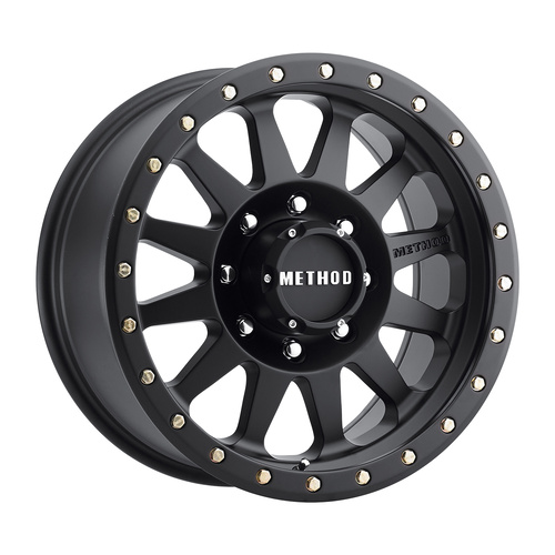 Method MR304 Double Standard 18x9 +18mm (8x165.1) Matte Black