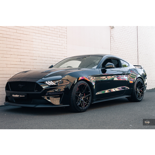 Ford Mustang fitted with 20" Koya SF07 with Pirelli PZERO tyres