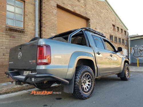 VW Amarok fitted with 17'' Anthricite Fuel Vector Wheels & 265/70r17 Kumho MT51 Tyres image