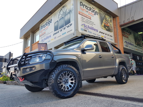 VW Amarok fitted with 17'' Anthricite Fuel Vector Wheels & 265/70r17 Kumho MT51 Tyres