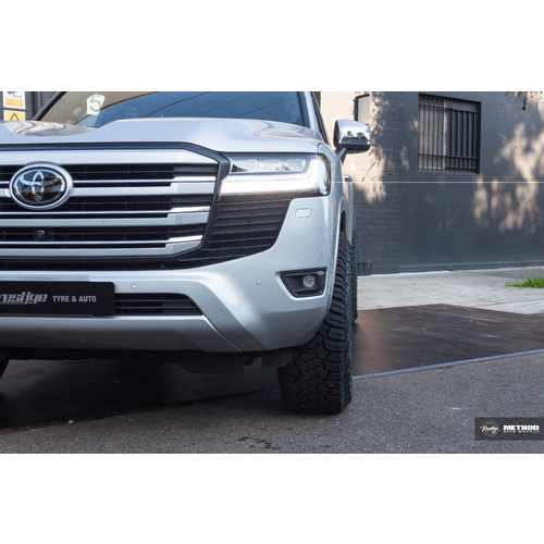 Toyota Landcruiser 300 fitted with Method 314 & 285/65R18 Yokohama G016 X-AT tyre image