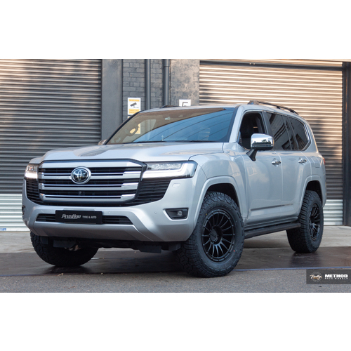 Toyota Landcruiser 300 fitted with Method 314 & 285/65R18 Yokohama G016 X-AT tyre