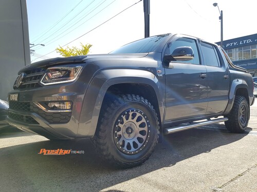 VW Amarok fitted up with 17'' Anthricite Fuel Vector Wheels & 265/70r17 BF Goodrich KM3 Mud Tyres