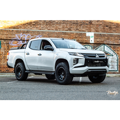 Mitsubishi Triton fitted Fuel Vector with Falken Wildpeak 265/70R17 