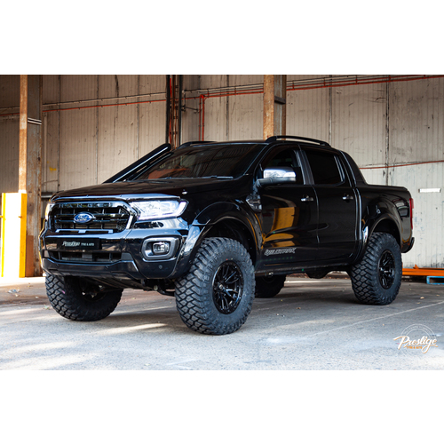Ford Ranger fitted with Fuel Rebel and Maxxis Razr M/T 35x12.5R17