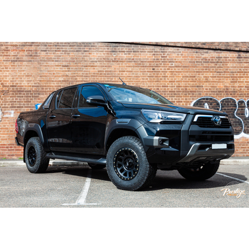 Toyota Hilux 2020 fitted with Method 309 and Toyo OpenCountry A/T 265/70R17