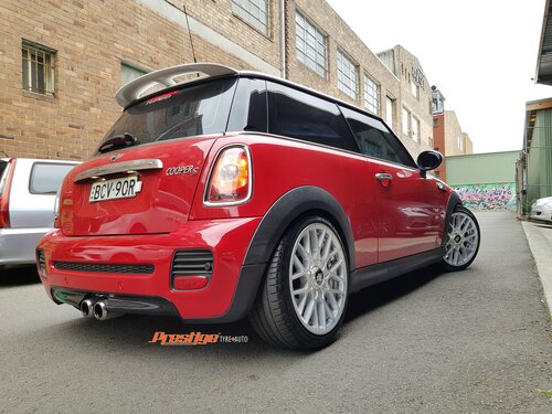 Mini Cooper Slammed on 17" Rotiform RSE's image