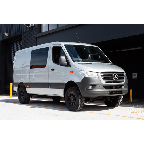 Mercedes Sprinter fitted with 17" Method 701  & 265/70R17 Yokohama Geolander XAT G016