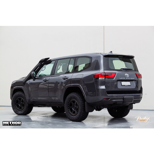 Toyota Landcruiser 300 fitted with Method 310 & 285/70R17 Yokohama G016 XAT tyre image