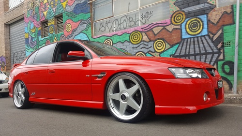 Holden Commodore VY SS fitted up with 20" Genuine HDT MOMO Star Wheels & 245/30r20 Michelin PS4S